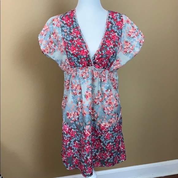 Dresses & Skirts - Floral Dress